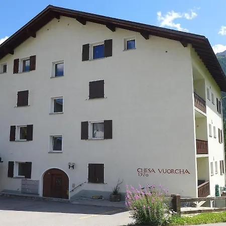 Chesa Vuorcha By Interhome * زوز