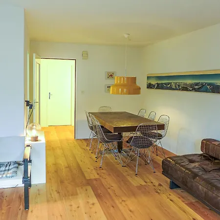 Chesa Vuorcha Apartment Zuoz