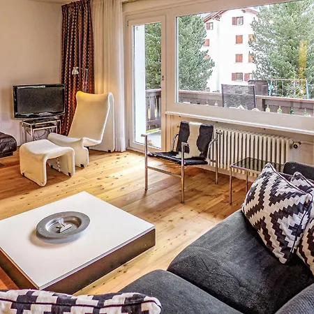 Apartment Chesa Vuorcha *