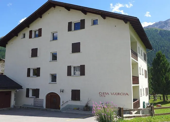 Chesa Vuorcha By Interhome * צואוץ