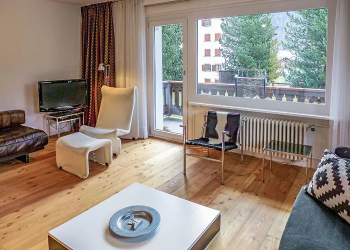 Chesa Vuorcha By Interhome Daire *